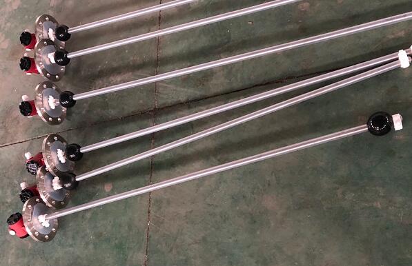 UQZ-210浮球液位計